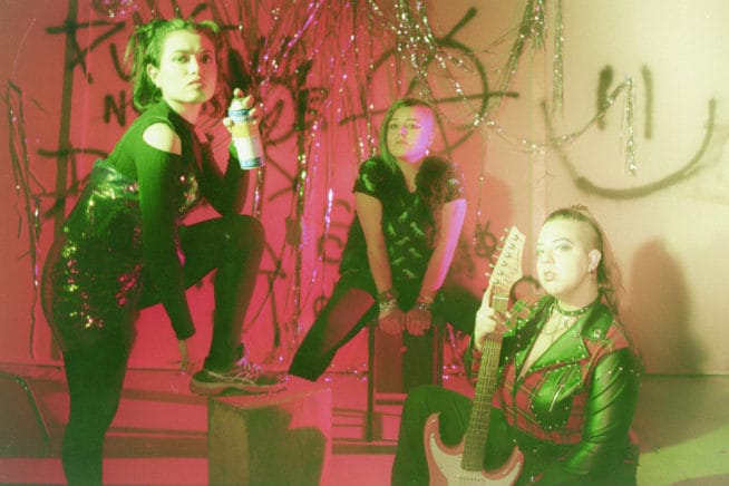 CUES FOR THE INBETWEEN